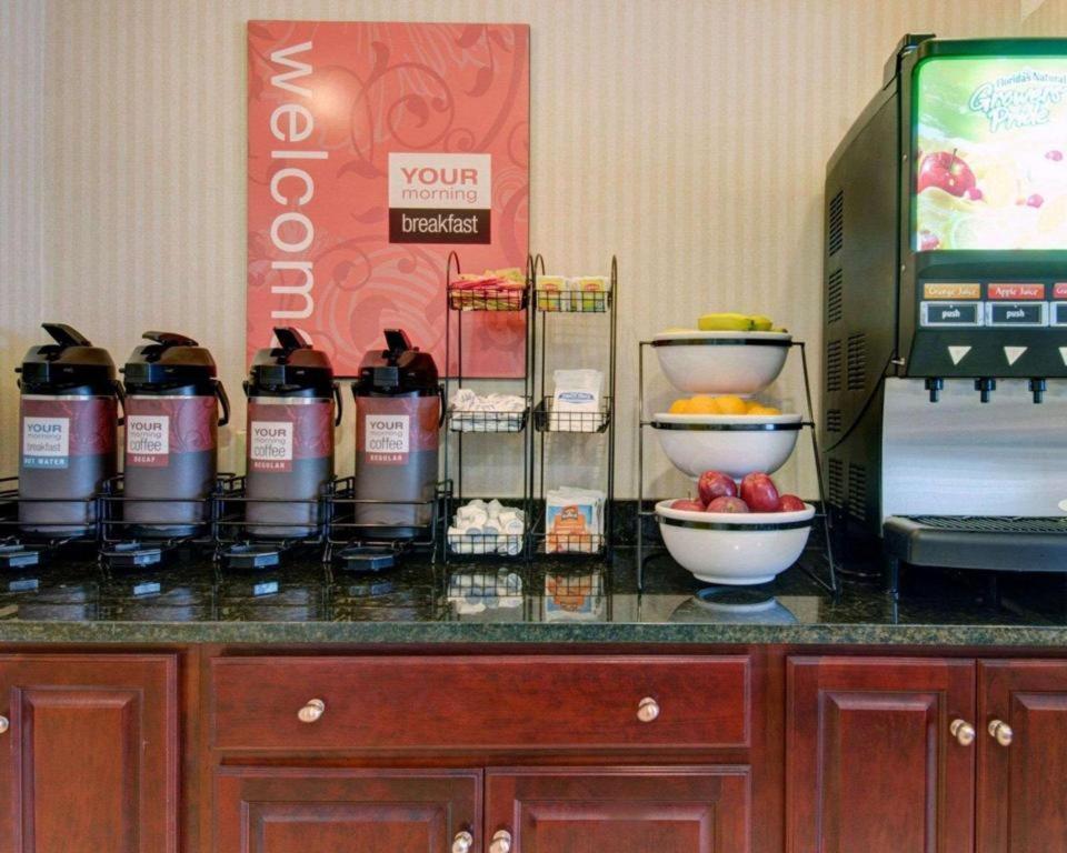 Comfort Inn Foxboro - Mansfield Foxborough Exteriör bild
