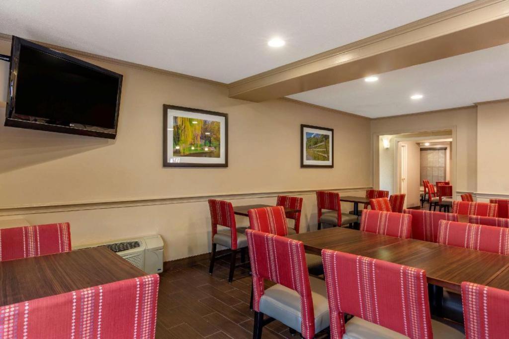 Comfort Inn Foxboro - Mansfield Foxborough Exteriör bild