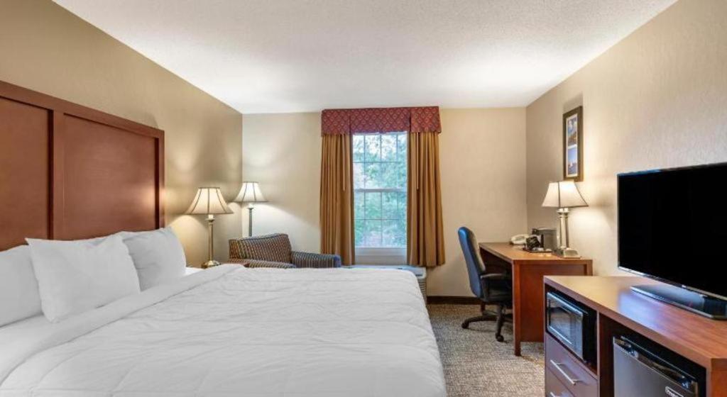 Comfort Inn Foxboro - Mansfield Foxborough Exteriör bild