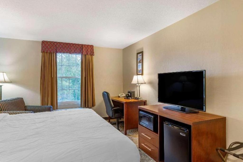 Comfort Inn Foxboro - Mansfield Foxborough Exteriör bild
